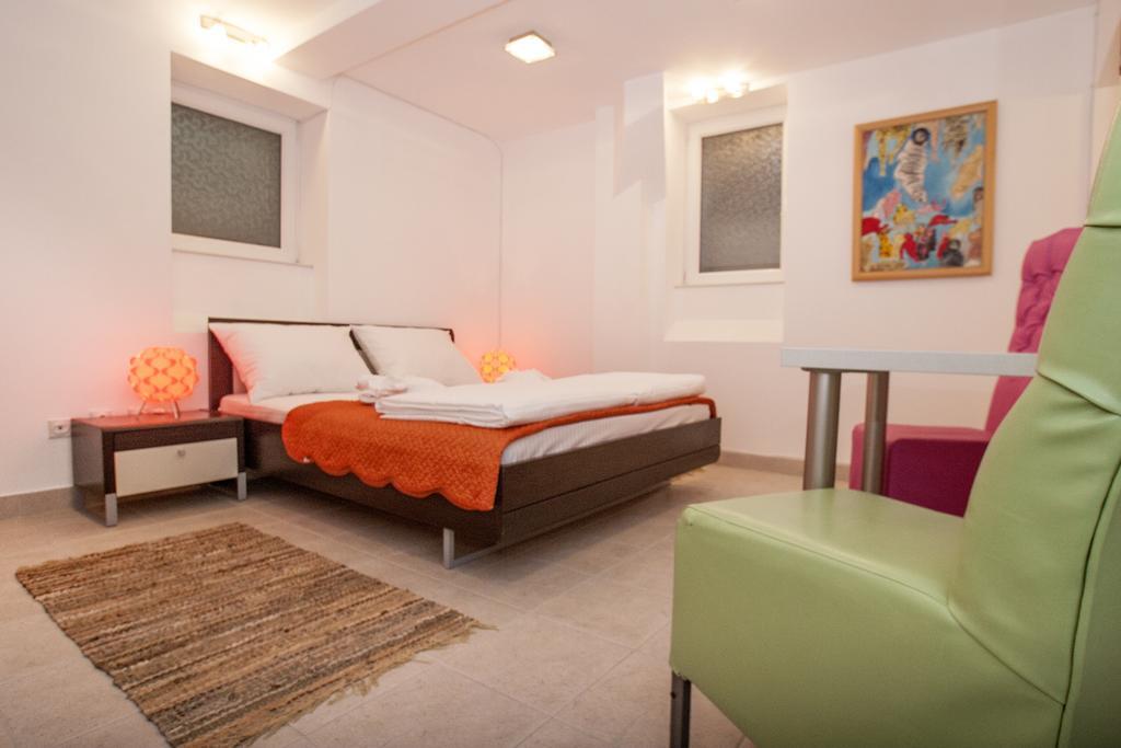 Atelier 1 Apartment Belgrado Buitenkant foto